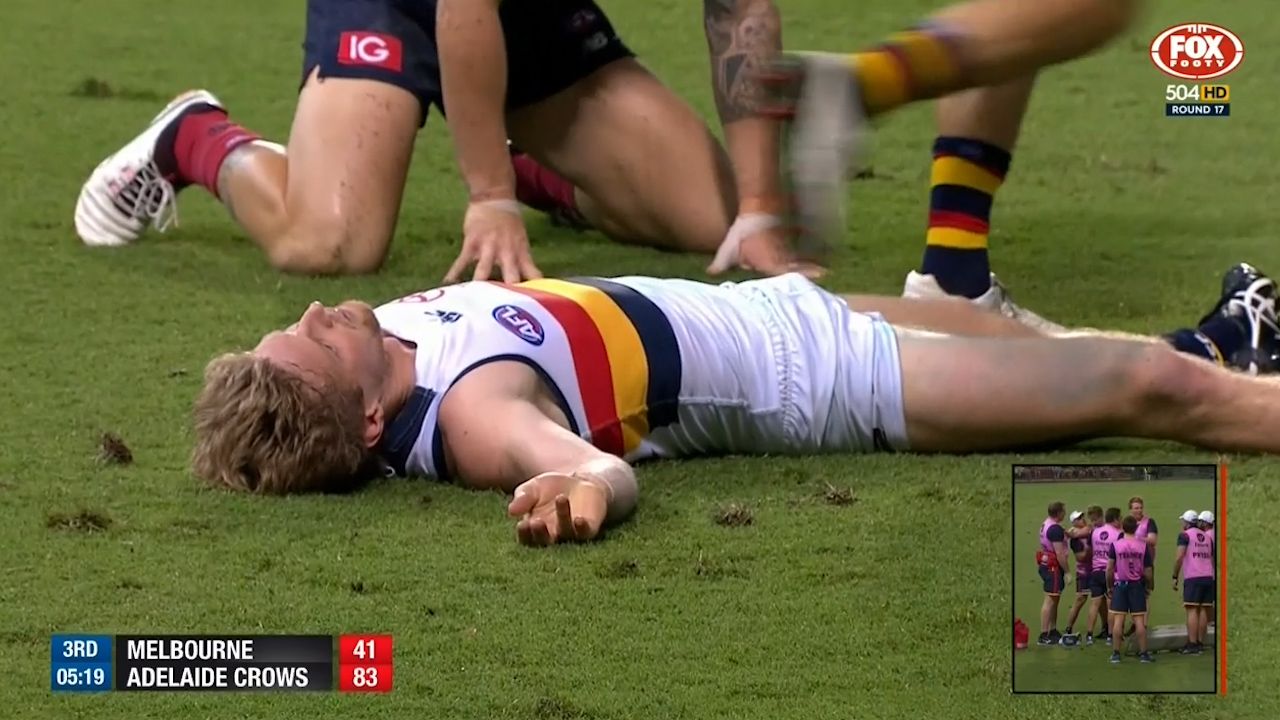 Concussed Sloane wrestles with medical staff