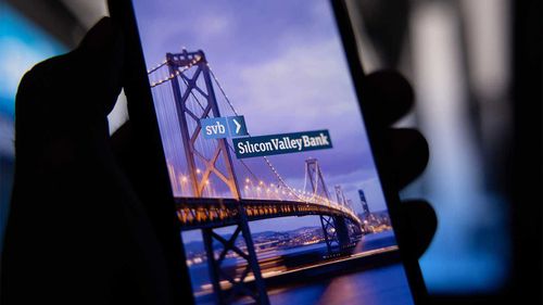 A number of startups are said to have weighed pulling their money this week from Silicon Valley Bank.