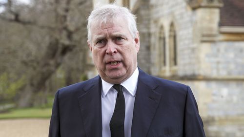 A lawsuit from an American claiming that Prince Andrew sexually abused her when she was 17 could possibly be thrown out because she no longer lives in the United States, the prince's lawyers said in a lawsuit Tuesday (local time).