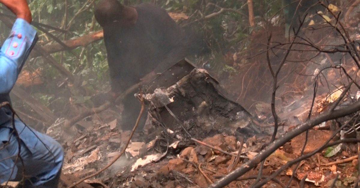 African helicopter crash kills eight, including two ministers