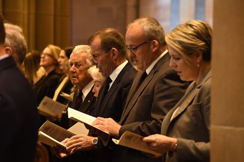 Former prime minister Bob Hawke, his wife Blanche, former prime minister Tony Abbott, NSW Labor Opposition leader Luke Foley and Federal Deputy Opposition Leader Tanya Plibersek. (AAP)