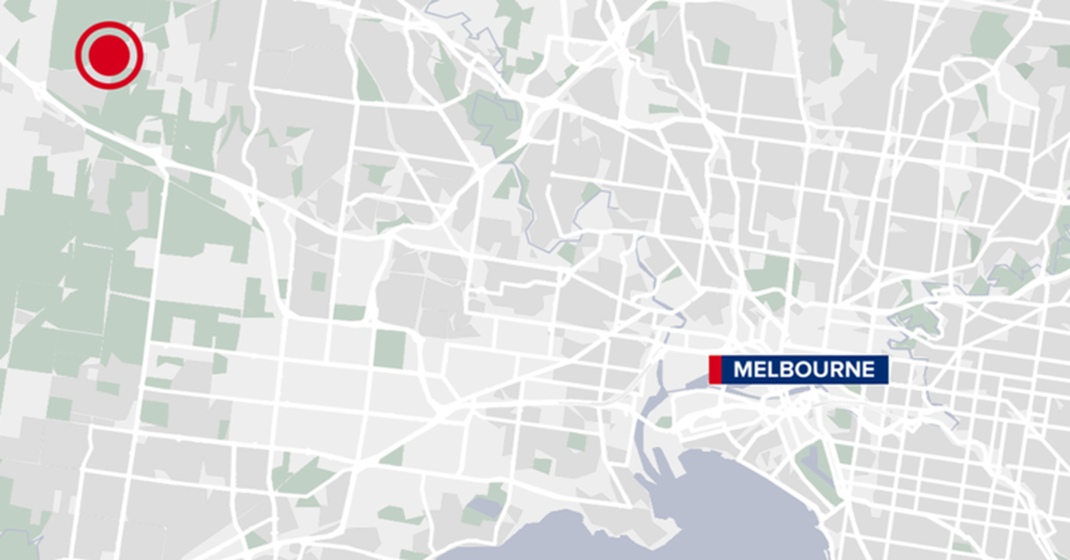 Offenders on the run after storming Melbourne home, stealing Mercedes