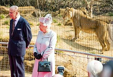 London Zoo, the world's oldest scientific zoo, is situated in which royal park?