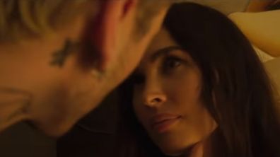 Megan Fox Stars In Trailer For Midnight In The Switchgrass With Boyfriend Machine Gun Kelly 9celebrity