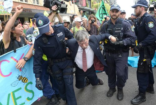 The Extinction Rebellion climate protests movement has planned a "spring rebellion" from Monday to Sunday, including marches aimed at blocking traffic.