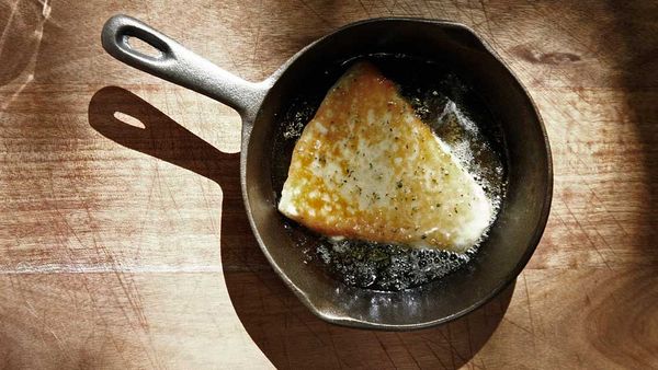 The Apollo's saganaki cheese honey oregano