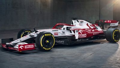 Alfa Romeo (Kimi Raikkonen and Antonio Giovinazzi)