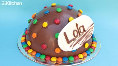 Recipe: <a href="http://kitchen.nine.com.au/2016/12/16/09/04/lola-celebration-smash-cake" target="_top">'Lola' celebration smash cake</a>