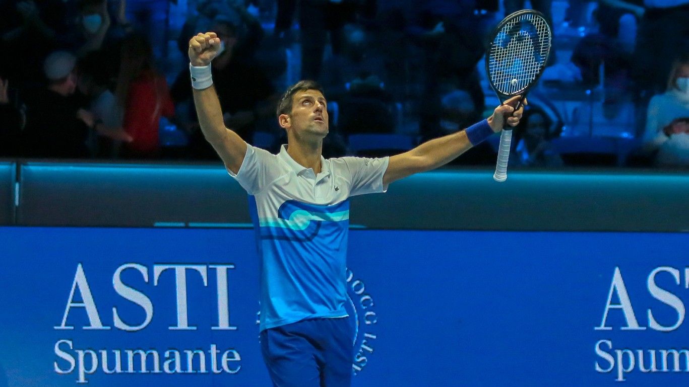 Rampant Djokovic rolls on in record season