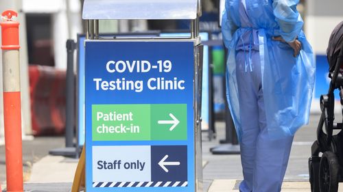 SYDNEY, AUSTRALIA - JANUARY 21: A COVID-19 testing clinic sign at Royal Prince Alfred Hospital on January 21, 2022 in Sydney, Australia. NSW has recorded 46 deaths from COVID-19 in the last 24 hours, marking the deadliest day in the state since the start of the pandemic. NSW also recorded 25,168 new coronavirus infections in the last 24 hour reporting period. (Photo by Jenny Evans/Getty Images)