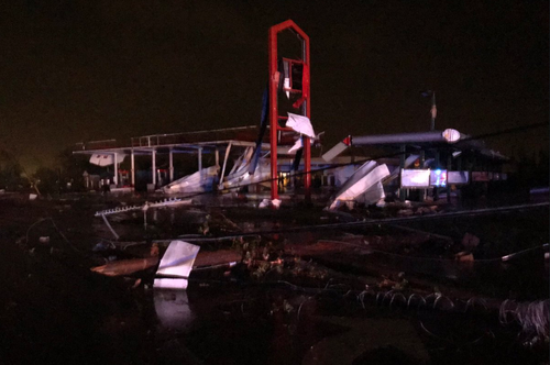 Building s have been toppled after a massive tornado devastated Jefferson City overnight.
