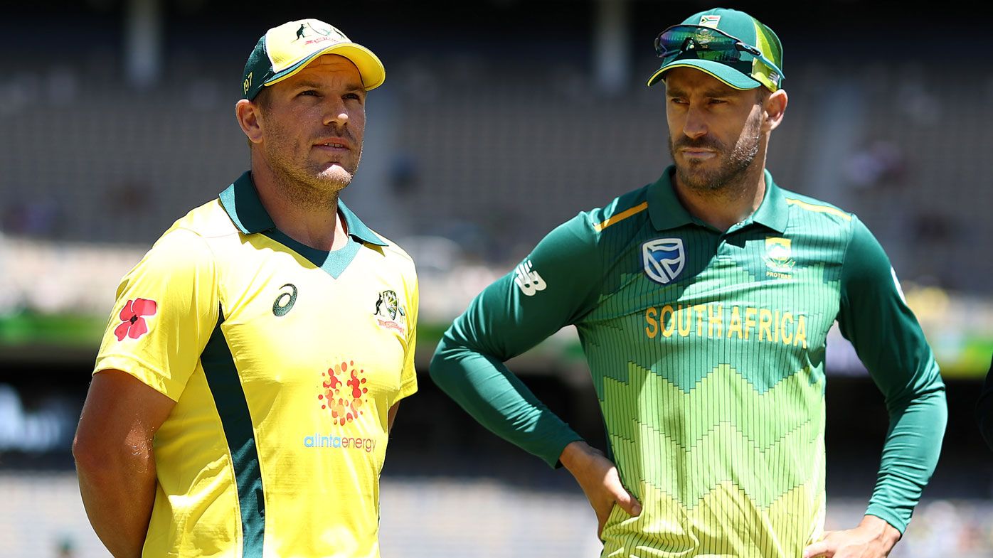 Faf Du Plessis wants to kick Aussies when down