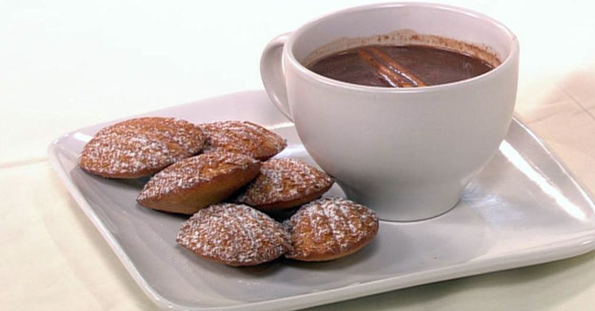 Decadent hot chocolate with honey and cinnamon madelines - 9Kitchen