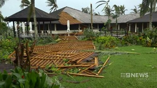 Aid starts flowing to Vanuatu as cyclone clean-up begins