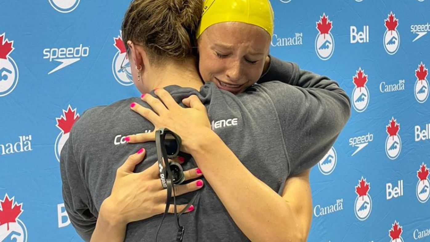 Sixteen-year-old Canadian smashes Ariarne Titmus' 400 metres freestyle world record