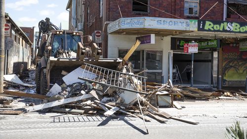 The clean up begins in the CBD of Lismore after it was impacted by flood waters for the second time in one month. .1st April 2022 Photograph by Natalie Grono