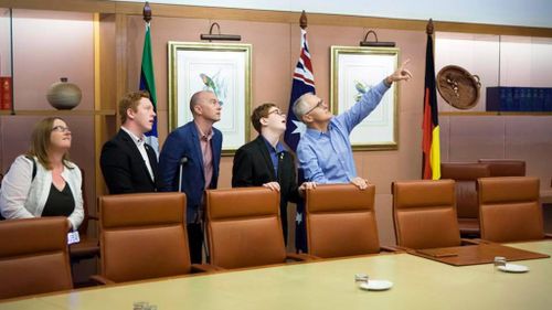 Prime Minister Malcolm Turnbull gives ailing young man parliament tour
