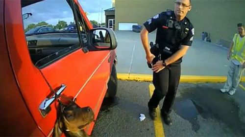 Arkansas cops save hanging dog after shoplifting collar