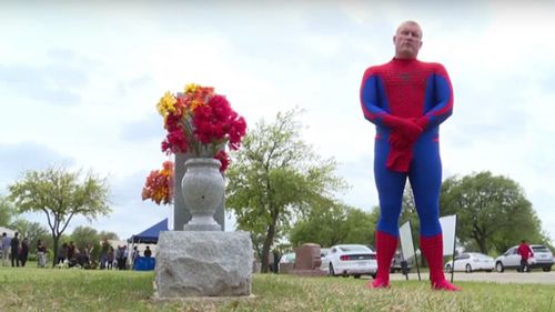 US policeman dresses up as Spider-Man at young boy’s funeral 