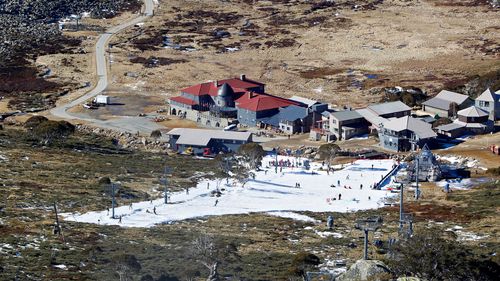 Charlotte Pass Snow Resort has been ordered to pay more than $200,000 for polluting local waterways in the Snowy Mountains.