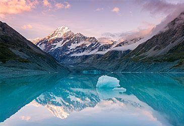 Which is the highest peak in the Southern Alps?