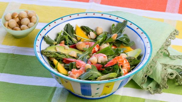 Macadamia moment prawn salad