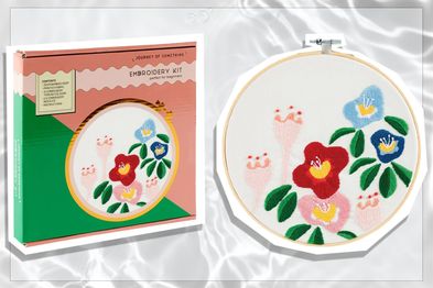 9PR: Journey Of Something Floral Embroidery Kit 