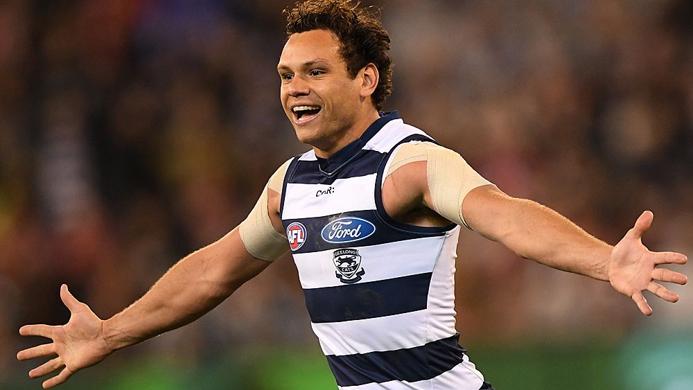 AFL trade period: Port Adelaide pick up free agent Steven Motlop from Geelong Cats