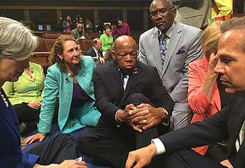 26 hour US Congress sit-in draws to a close