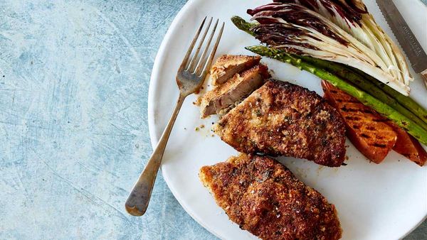 Herb, panko and Parmesan crusted chump chops. Image: LambandBeef.com