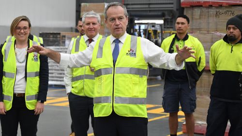 Shorten promises to get tough on labour hire companies 