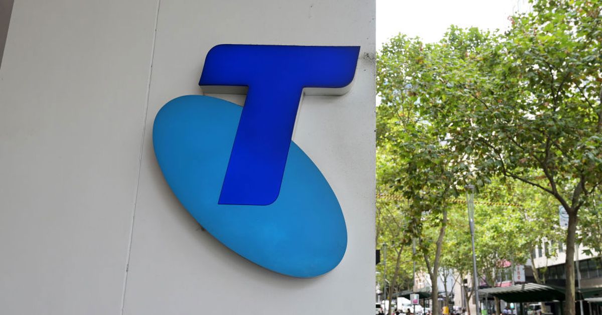 Telstra fined, commits to independent review after disruption to emergency calls