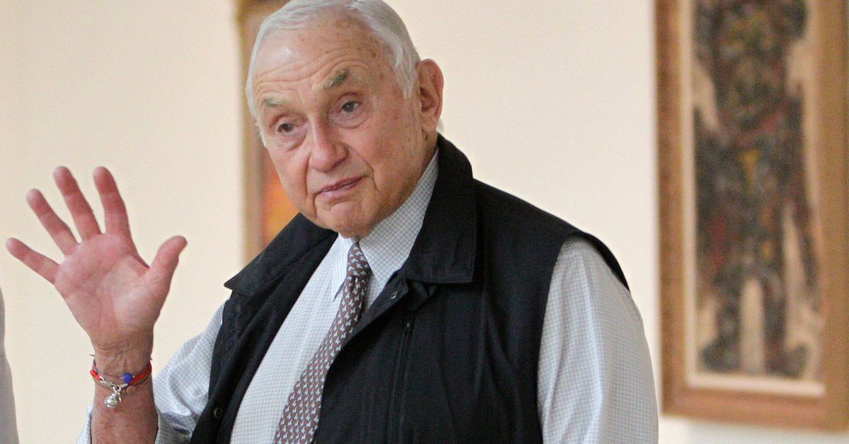 Billionaire says he was duped by 'world-class con man' Jeffrey Epstein