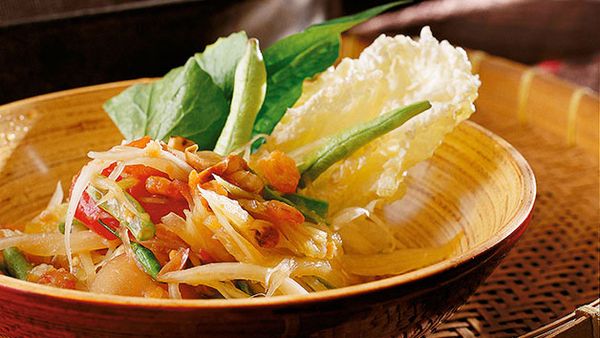 David Thompson: Green papaya salad (Som dtam malakor)