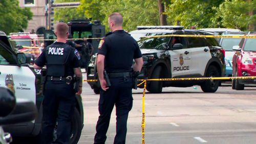 6 people injured, including 2 police officers, in 'active incident' in Minneapolis, police say.