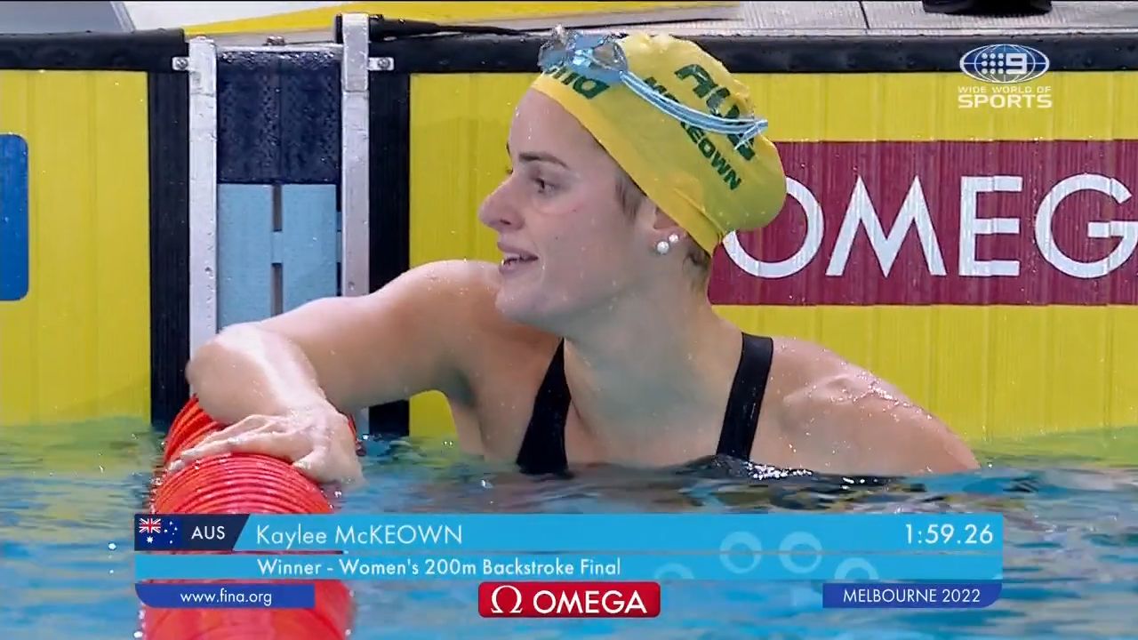 'Take a bow': Kaylee McKeown wins gold in 200m backstroke
