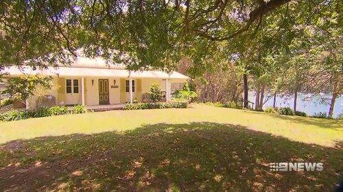 "It deserves to be owned again by a young family," Sandra Bates said. (9NEWS)