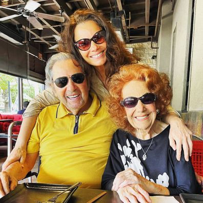 Fran Drescher with her mother, Sylvia, and late father, Morty.