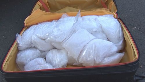 200kg of methamphetamine found in suitcases has been seized bu AFP officers. (9NEWS)