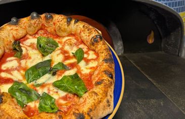 Michele Pascarella, world&#x27;s greatest pizza chef&#x27;s pizza