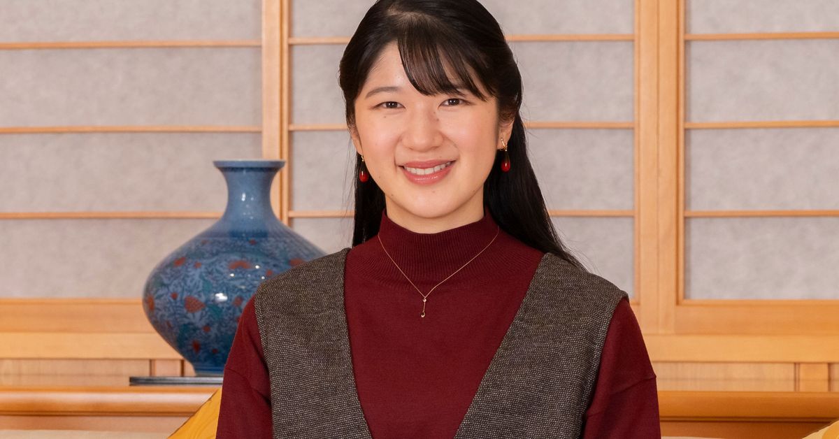 Princess' popularity sparks calls to change Japan's male-only succession law