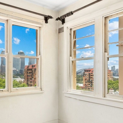 The best view in the world for only $550,000 in Potts Point