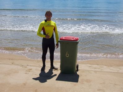 Neighbour Carl Stanojevic's hilarious bin adventure after being asked to take the bins out.