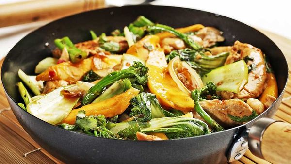 Caramelised chicken and mango stir fry