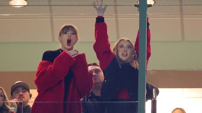 Taylor Swift puts on a show at the Chiefs vs. Packers game