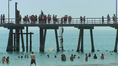 Le ministère de l’Éducation d’Australie du Sud a annulé l’interdiction des activités océaniques pour les étudiants.