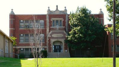 <p>Perfectly preserved lessons on a blackboard dating back a century have been found in a US school during recent renovations.</p><p></p>