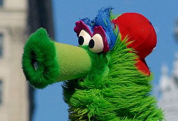 The frequently sued Phanatic is which Philadelphia team's mascot?