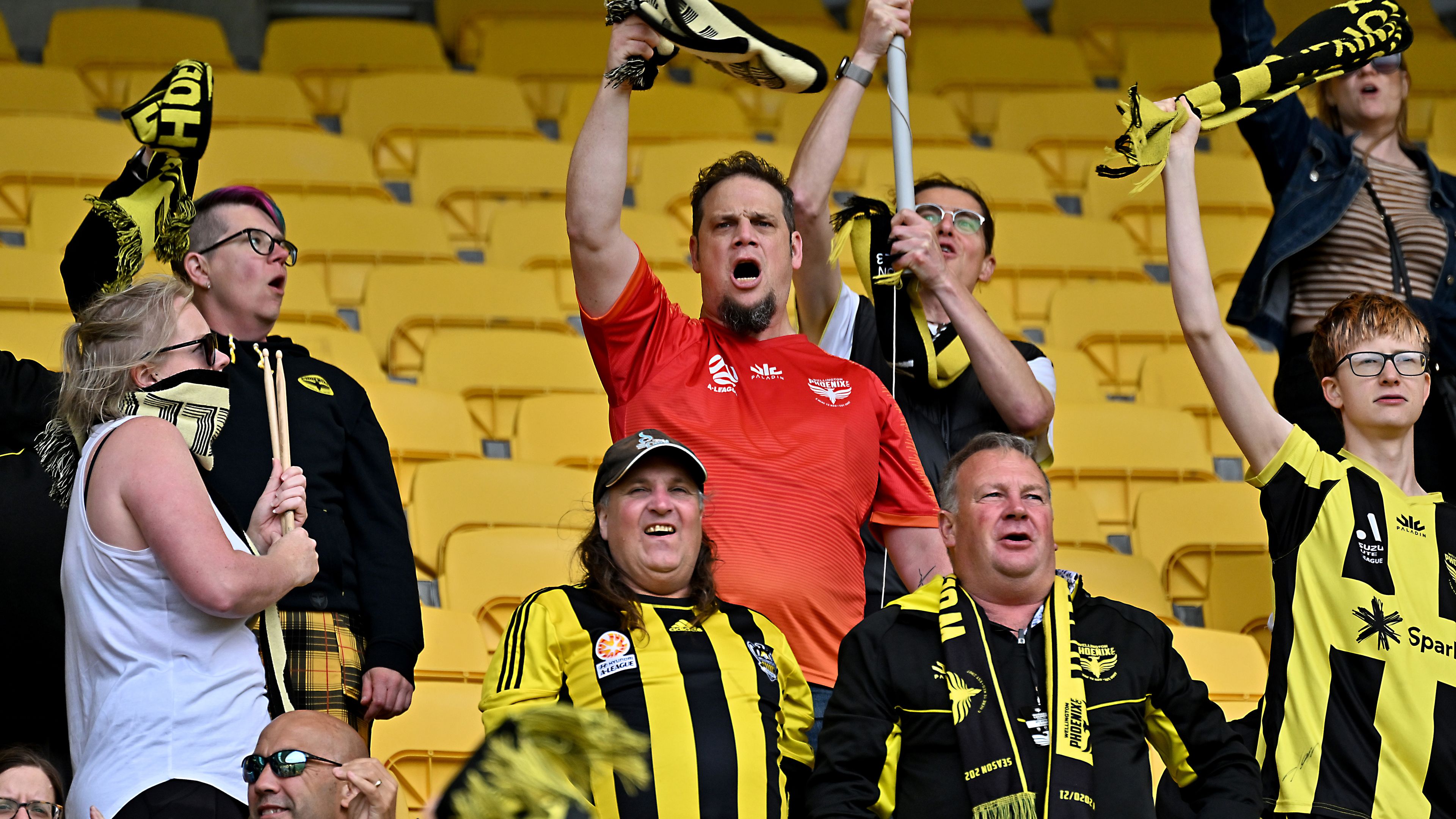 Wellington Phoenix fans at a game. (Photo by Masanori Udagawa/Getty Images)