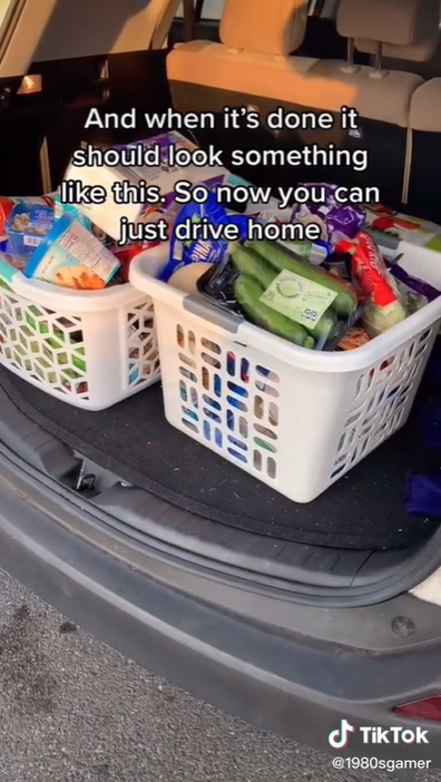 Supermarket hack: Aldi shopper uses laundry baskets in car book to make  checkout faster